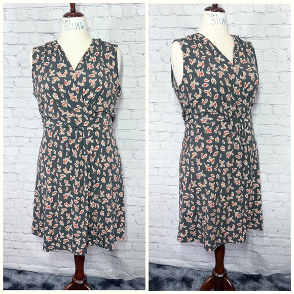 Banana Republic Dresses & Skirts - 👗|•BANANA REPUBLIC•| Dark Grey Graphic Dress Size Large